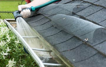 Llanstadwell gutter cleaning costs